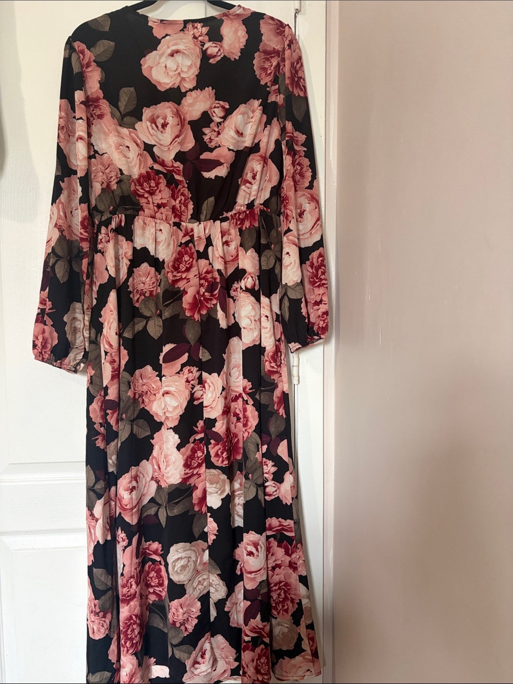 Suzy Shier Floral V-Neck Long Sleeve Maxi Dress - Picture 5 of 5